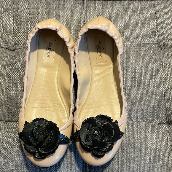 Valentino Shoes - Valentino flat shoes SIZE 8